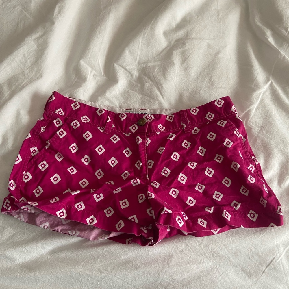Pink Old Navy khaki shorts